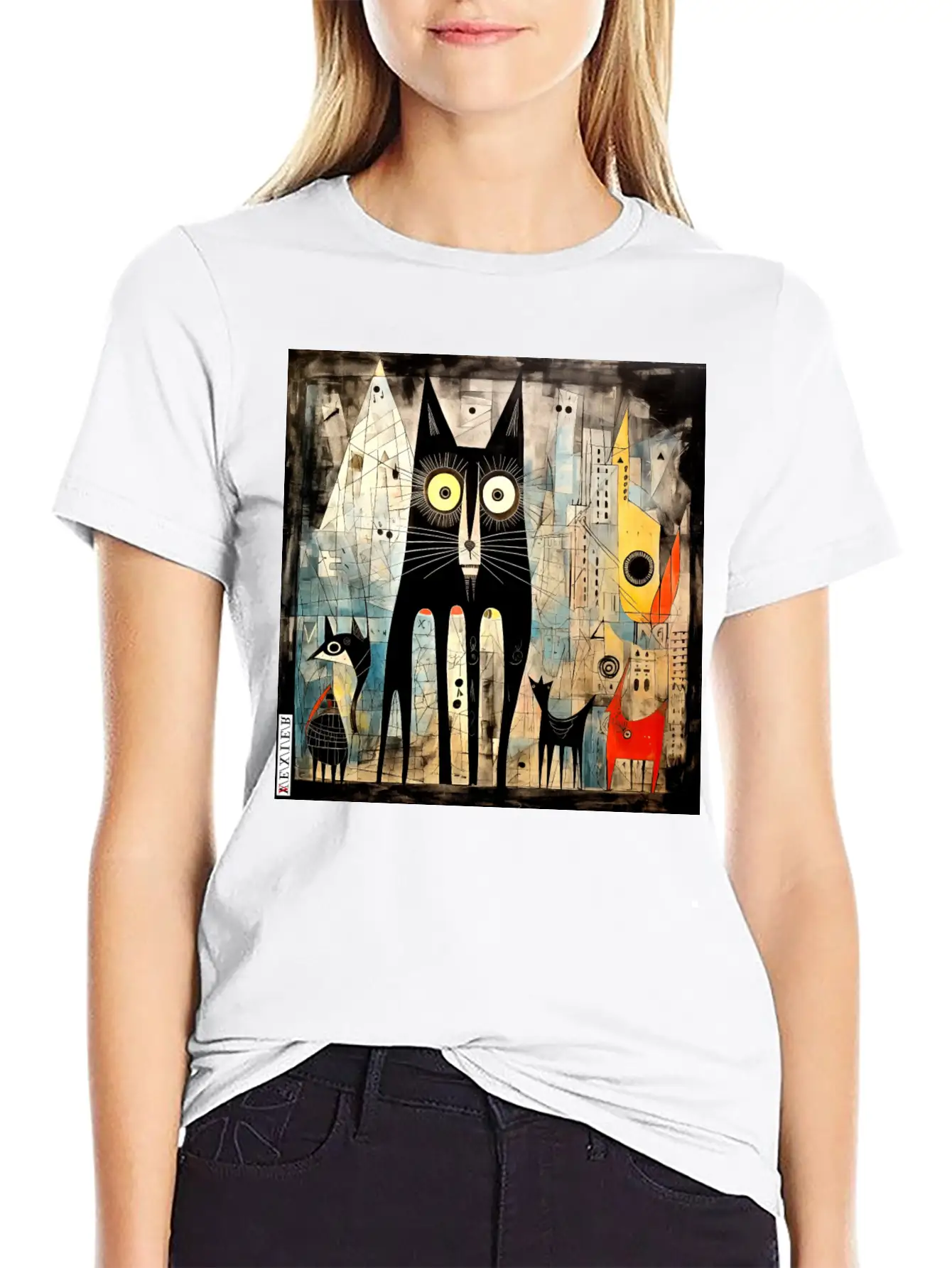 The Black Cat Basic Graphic T-Shirt – Daily Comfort In Soft Cotton