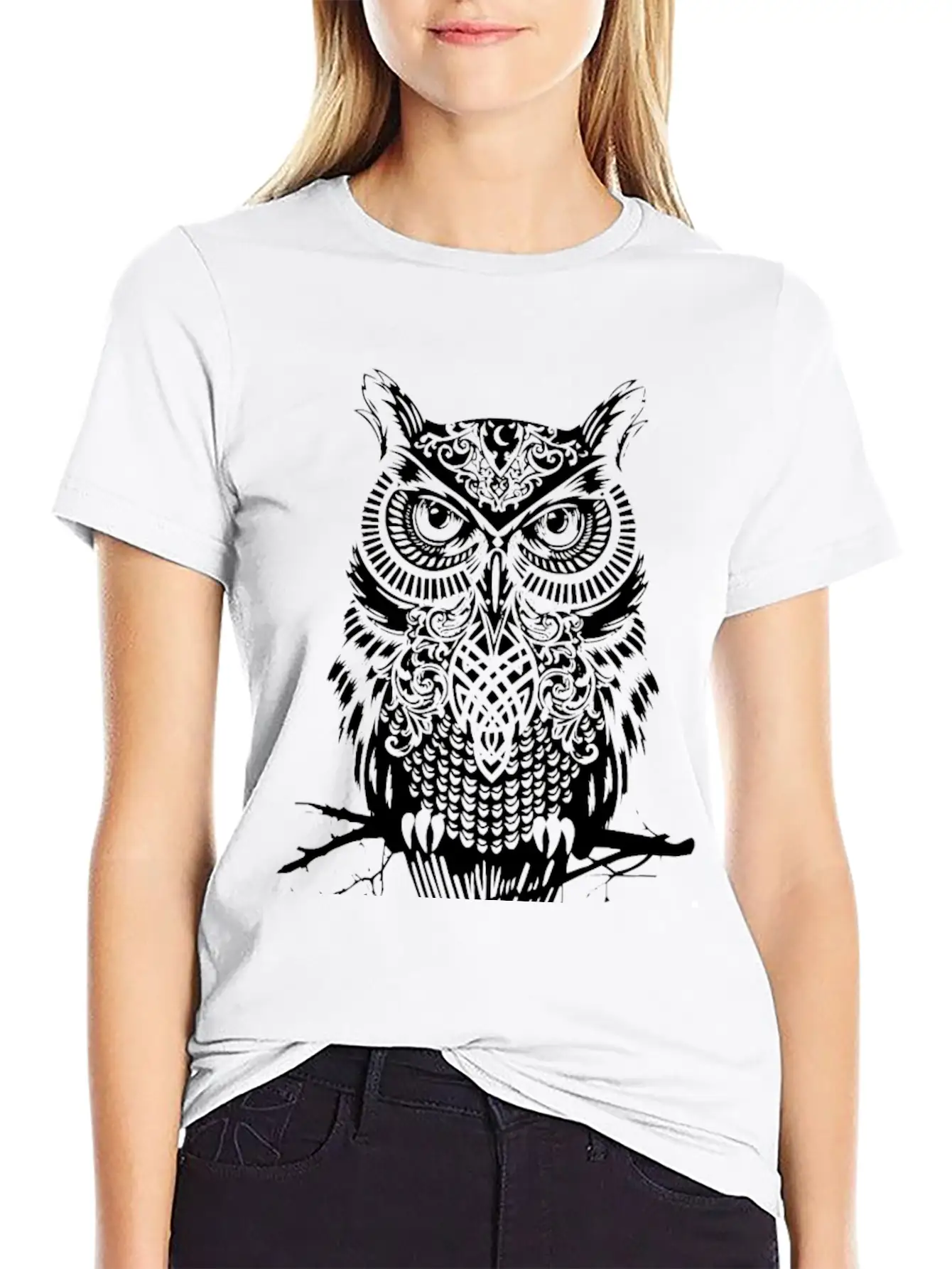 The Owl Comfortable Minimalist Graphic Tee – Summer Style Essential