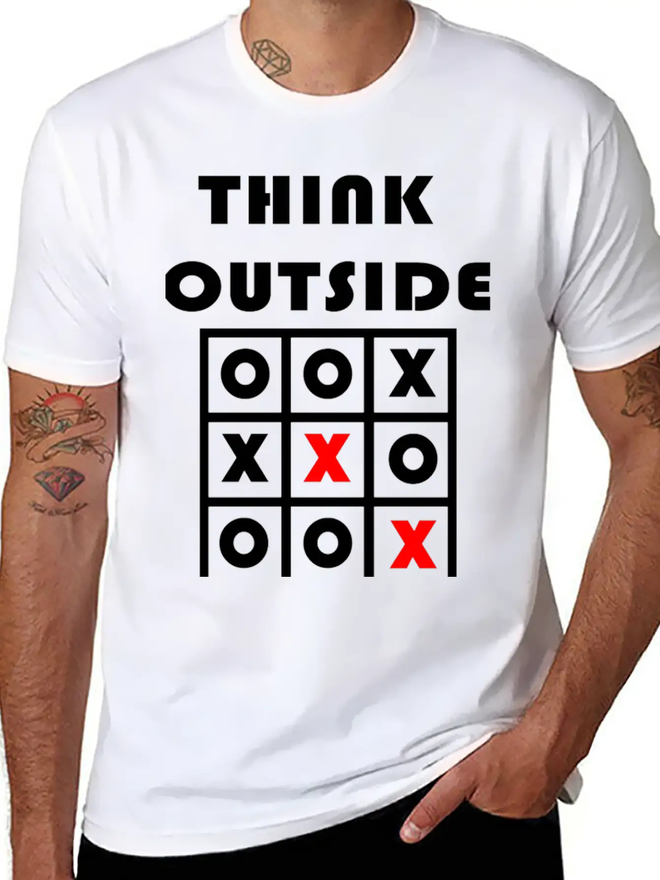 Think Outside The Box Tic Tac Toe Geschenk Stylish Everyday T-Shirt – Unisex Basic Cotton Tee