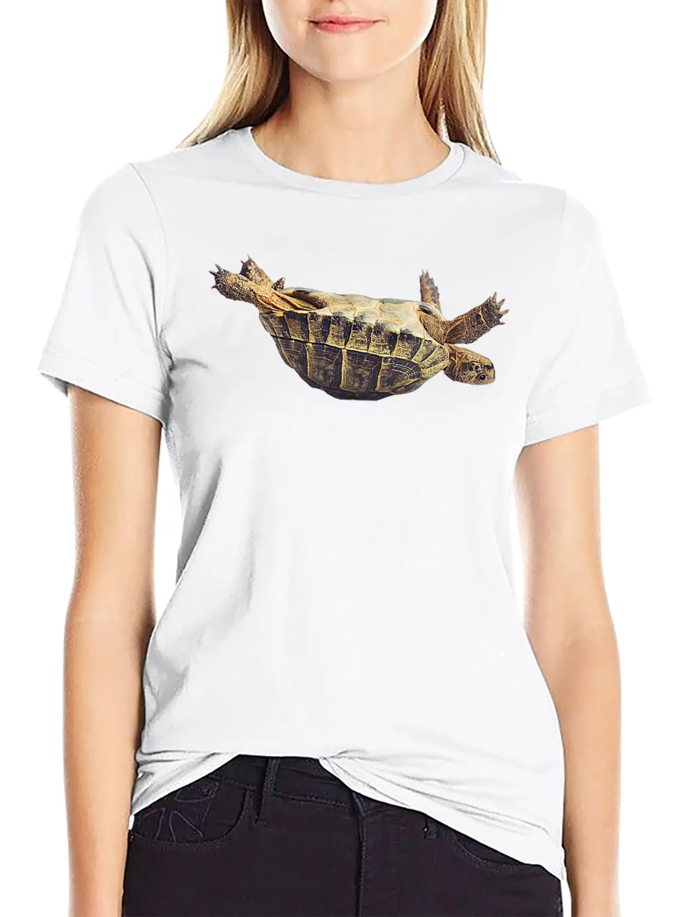 Turtle Comfortable Minimalist Graphic Tee – Summer Style Essential