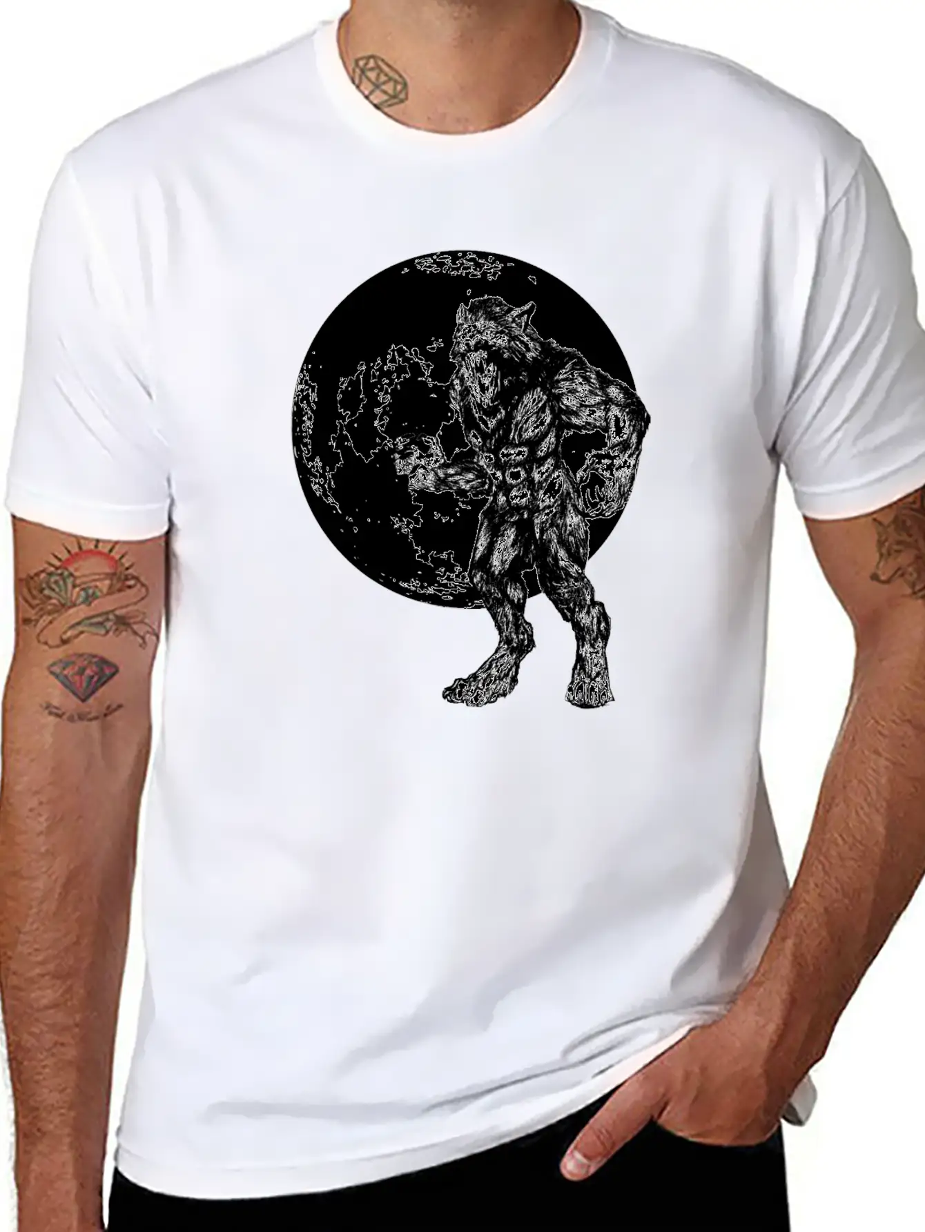 Werewolf And Full Moon Basic Graphic T-Shirt – Daily Comfort In Soft Cotton