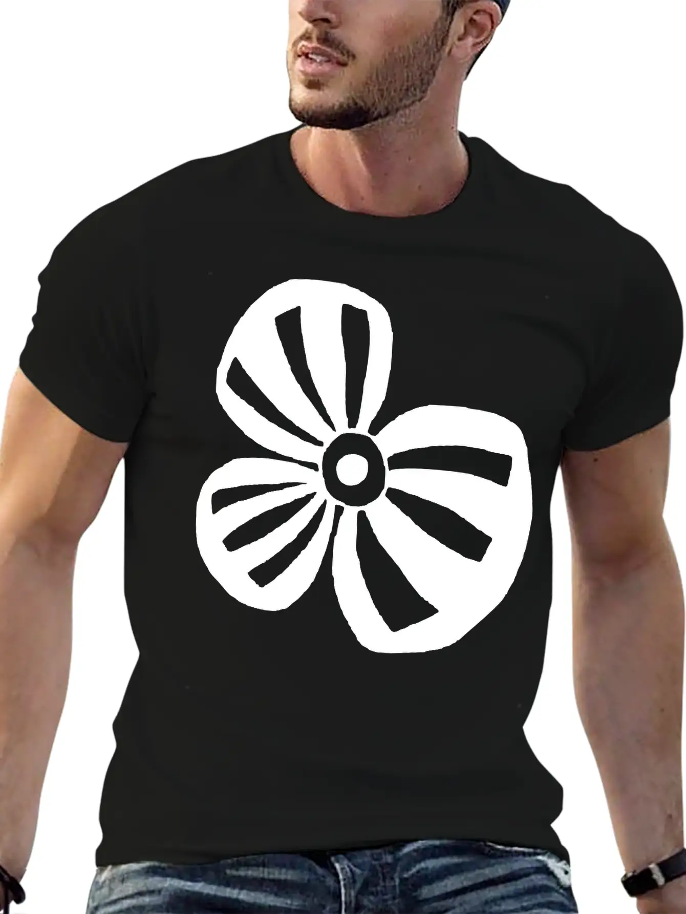 White Flower Comfortable Minimalist Graphic Tee – Summer Style Essential